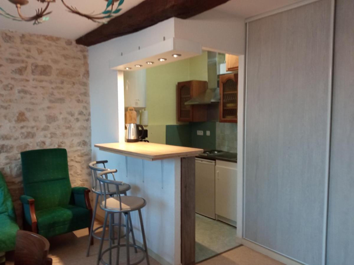 Appartement Centre Petite Ville Poitou Gençay Eksteriør billede